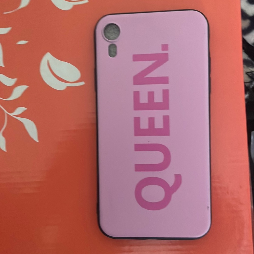 iphone xr queen case